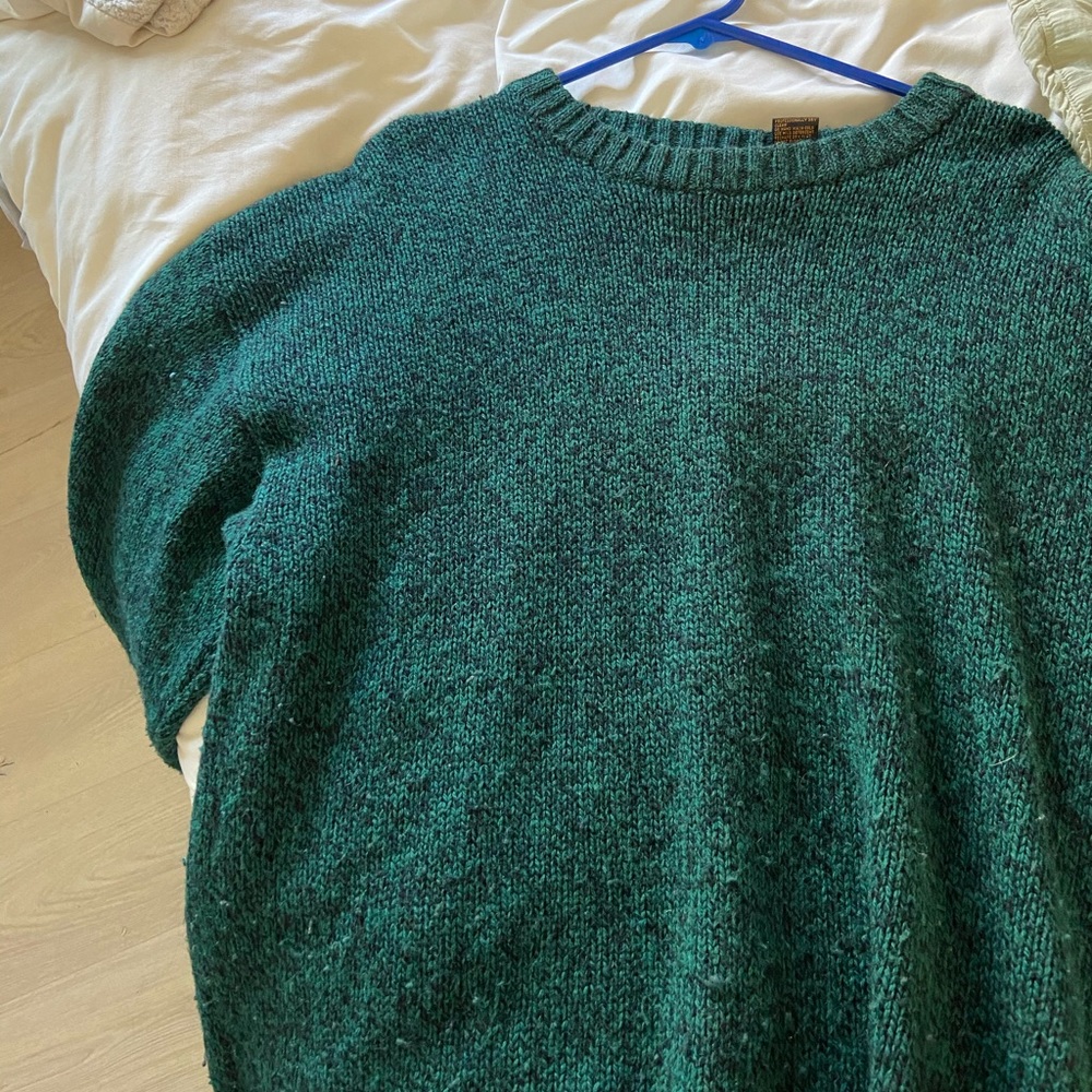 Warm Green Sweater🍀